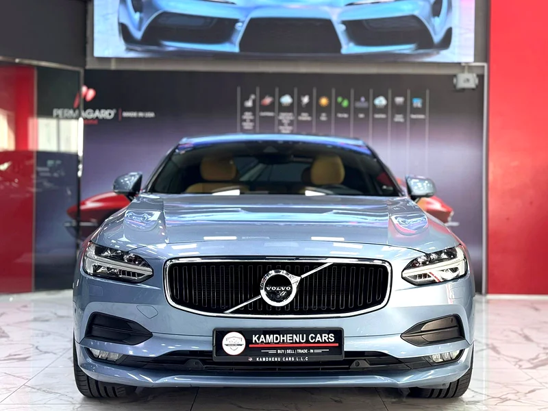 EMI 1710 | Volvo S90 Momentum 2018 – GCC Specs – Full Agency Service – Excellent Condition63222806236290111