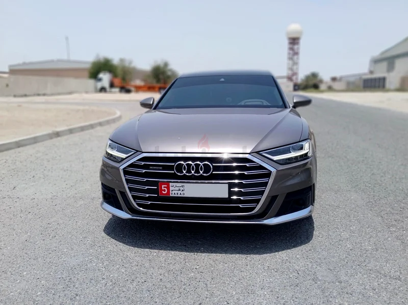 أودي A8 إل 202063136840368386111