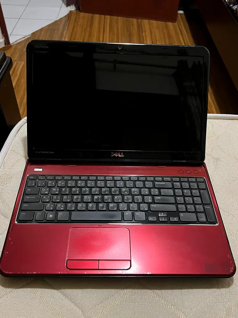 Stylish Dell Laptop - Perfect for Students  Professionals!63255527418370113