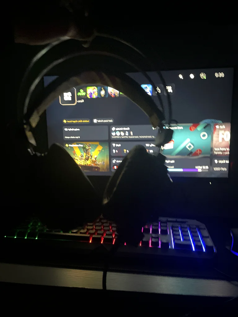 Headset, keyboard, and mouse for gaming63229304498051111