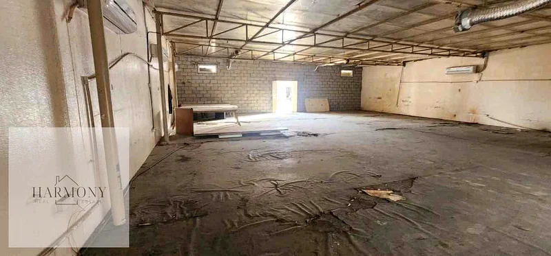 مستودع واسع للإيجار | مثالي للتخزين أو الاستخدام التجاري | موقع متميز63164780181249111
