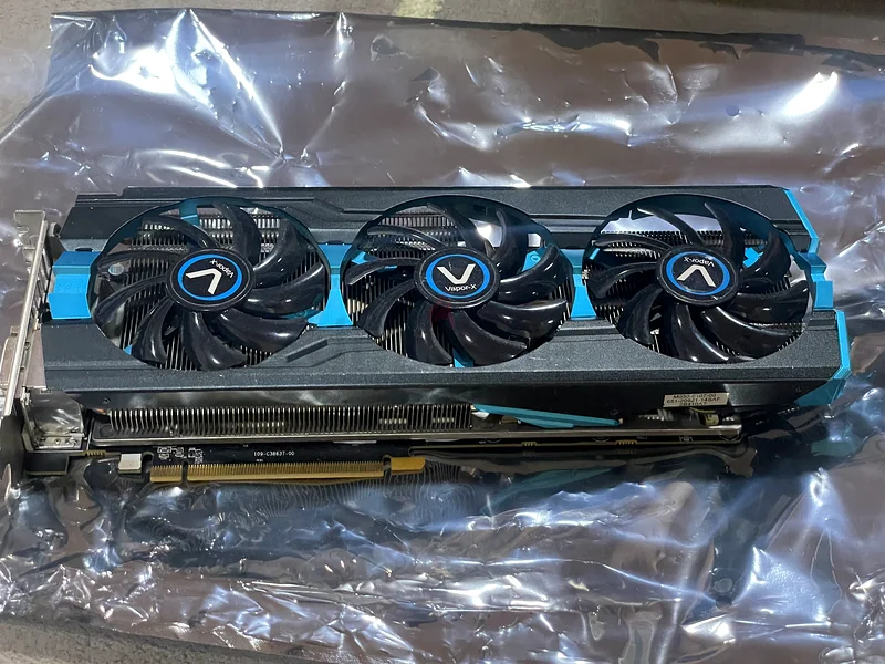 BROKEN - R9 280X Vapor-X Tri-X63257116348929111
