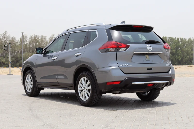 NISSAN XTRAIL FULL OPTION - GCC - ACCIDENTS FREE - ORIGINAL PAINT خليجي - فل اوبشن -صبغة وكالة63168972844675113