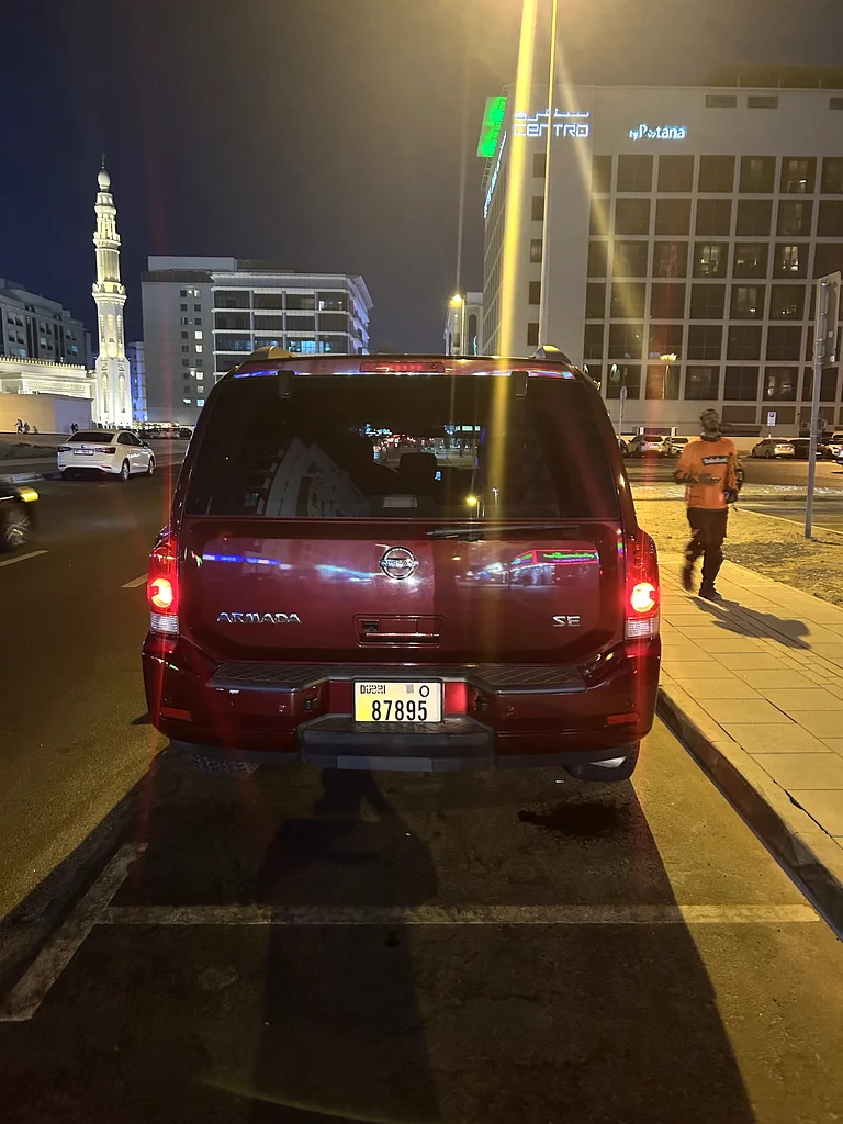 نيسان أرمادا - استمرت تجارة داينا63148648099331112