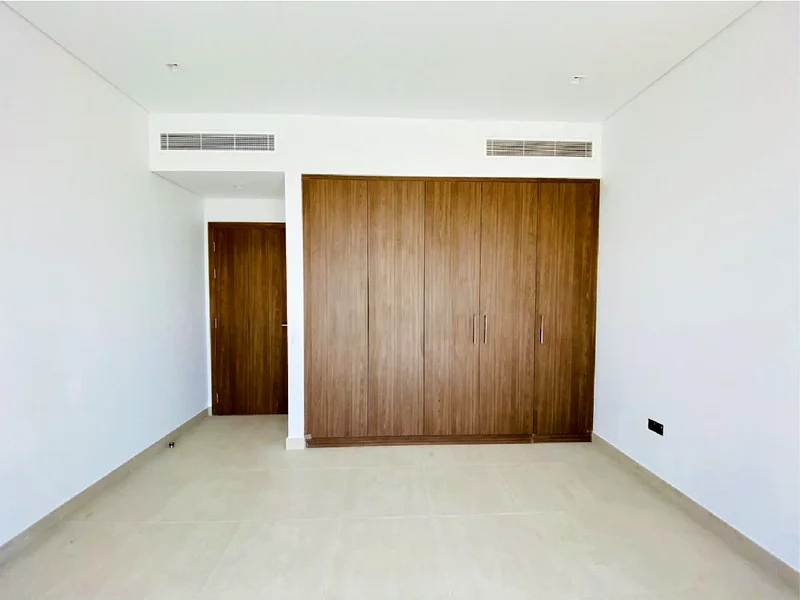 رائع، شقة حديثة من نوع 3 غرف نوم في موقع متميز63173496505986114