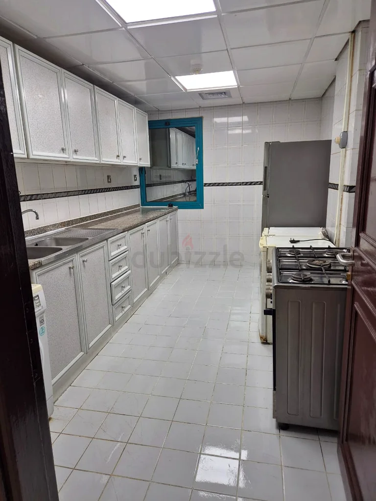 غرفة مفروشة لعائلة هندية أو باكستانية في نادي السياح62935673779969112