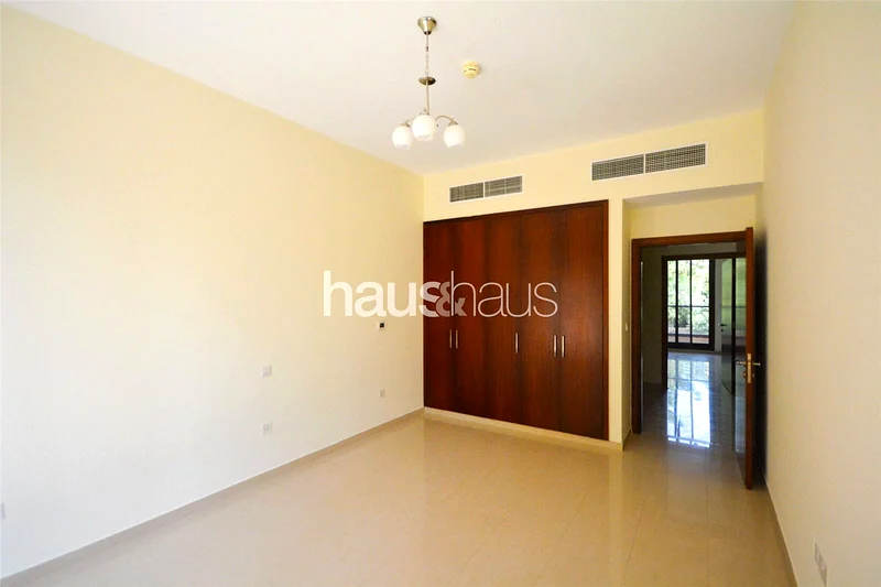 4 Bed + Maids | Pool Backing | Skyline View63239561900547114