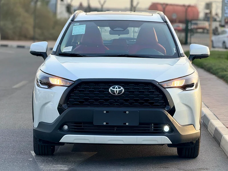 تويوتا كروس 2.0 هجين مع كاميرا 360 خيار كامل631472079585291129