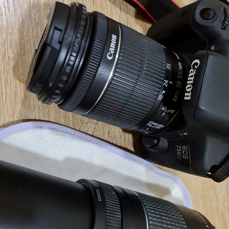 Canon 750 D with two lens - complete Kit63235114314499114