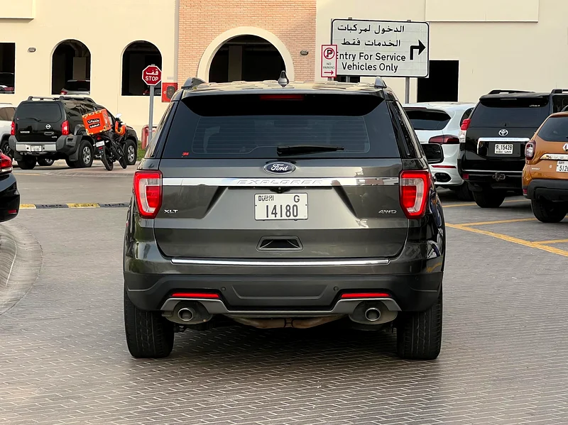 XLT 7 seaters 4x4 not negotiable للجادين السعر نهائي63149118102018114