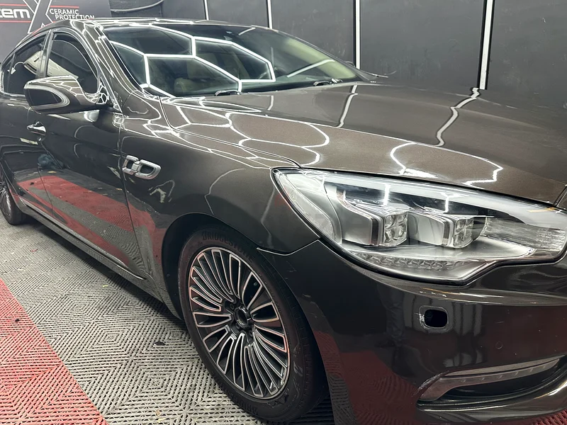 Beautiful Saloon - Sedan KIA QUORIS - 3.8L -V663224311544963111