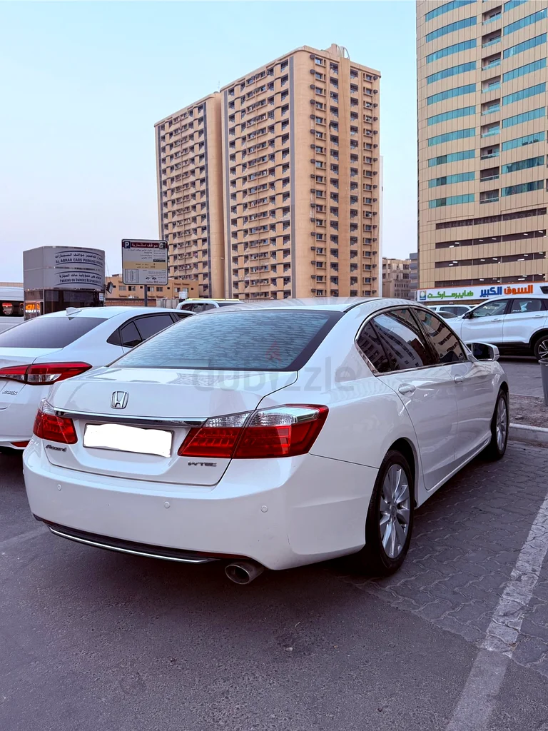 هوندا أكورد - مالك واحد، جميع الصيانات تمت من قبل هوندا63154163859969114
