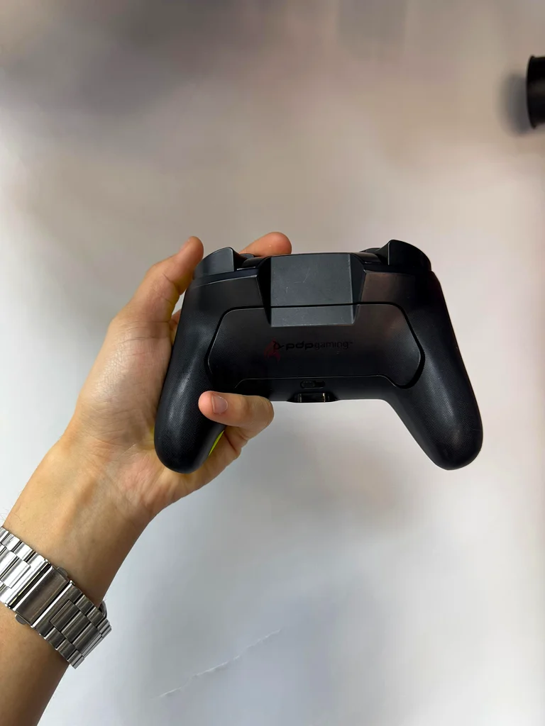 Pdp Faceoff Wireless Deluxe Controller for Nintendo Switch63174799370498111