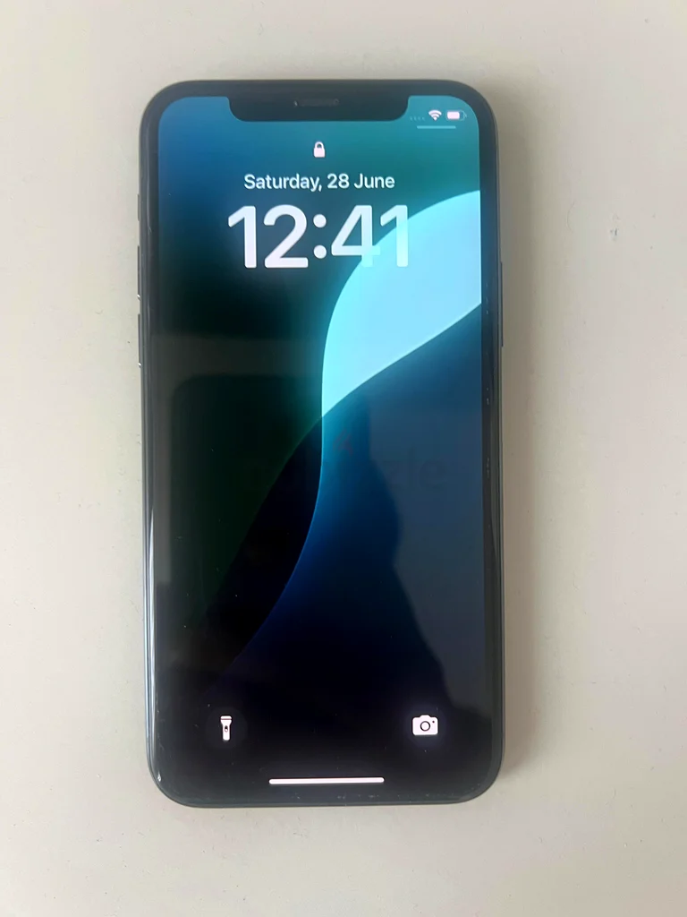 ممتاز..!!! iPhone 11 - 256 جيجابايت، مستعمل من قبل سيدة..!!62864711370753114