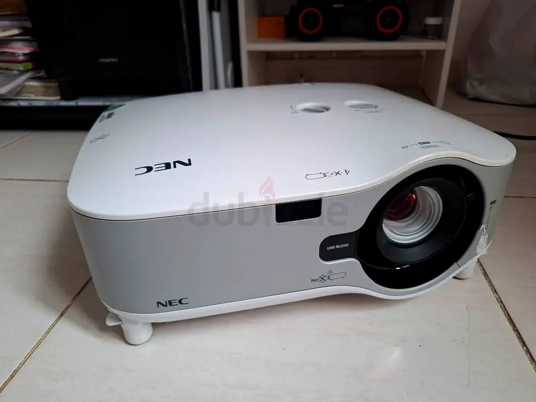 NEC Projector