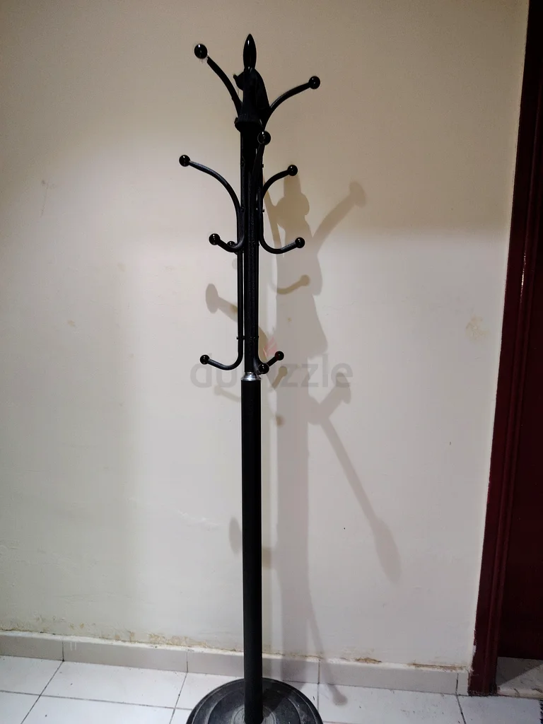 Elegant Black Coat Rack for Stylish Organization aed 3063220329154051111