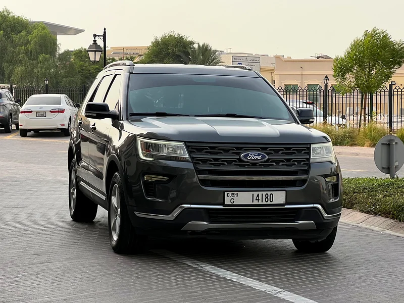 XLT 7 seaters 4x4 not negotiable للجادين السعر نهائي63149118102018112