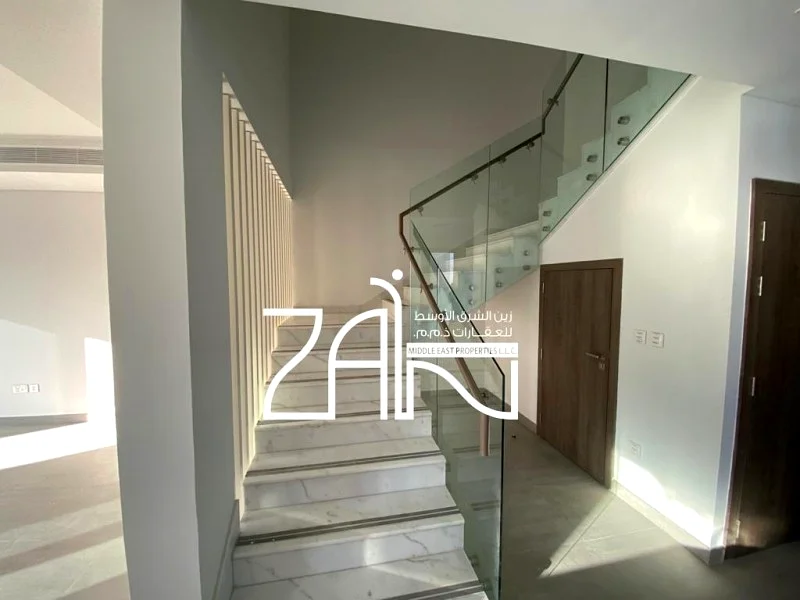 Amazing 4BR Modern and High-Class Prime Location63173496654593114