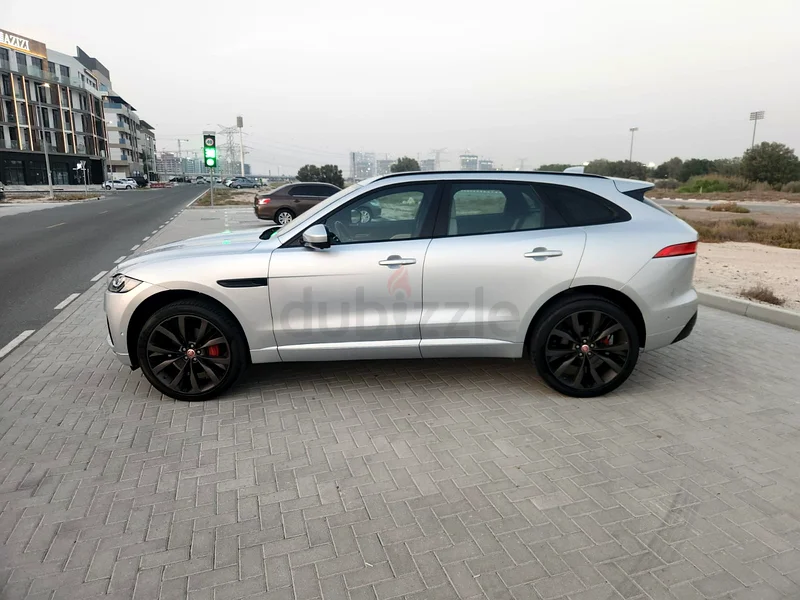 2017-GCC-Jaguar F-Pace S ***Full Service History Al-Tayer***63177102118275112