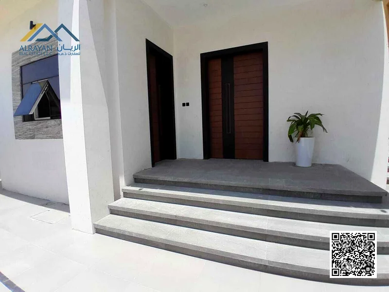 A luxurious villa with personal finishing in a vital and quiet location in the Al-Muwaihat 1 area. The villa is located behind Nesto Hypermarket63868520020483114