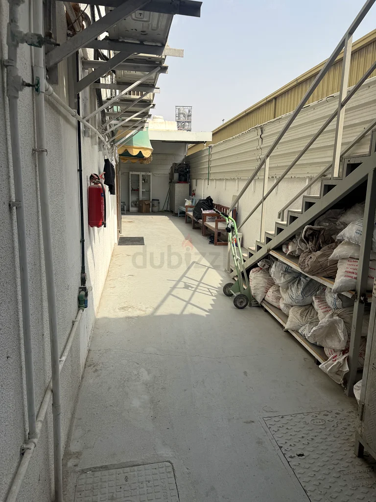AED 15,000,000 FOR SALE OR AED 1,500,000 FOR RENT AL QUOZ 3 BEST LOCATION63272570920451114