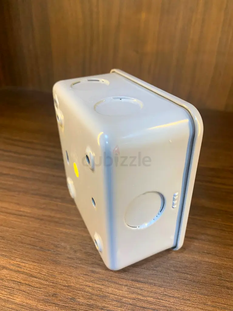 Sleek White Electrical Switch - Brand New Condition!63257626100482112