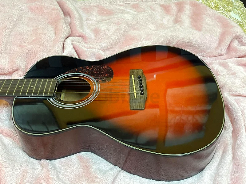 Aria Guitar63201681435393111