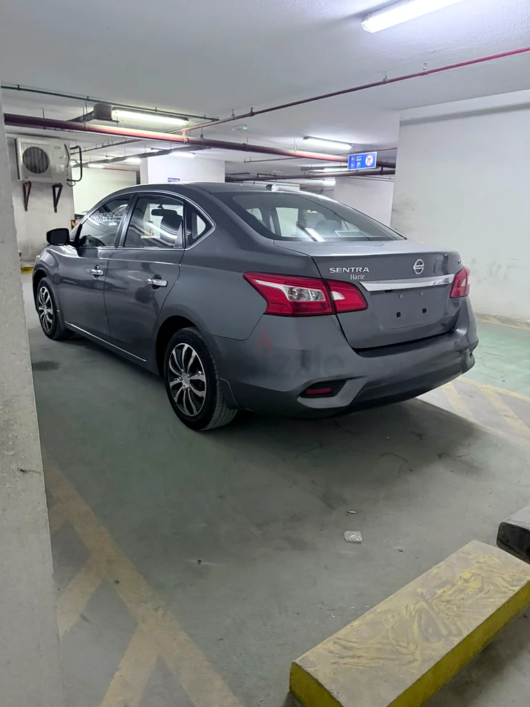 Nissan Sentra SV63148165718273113