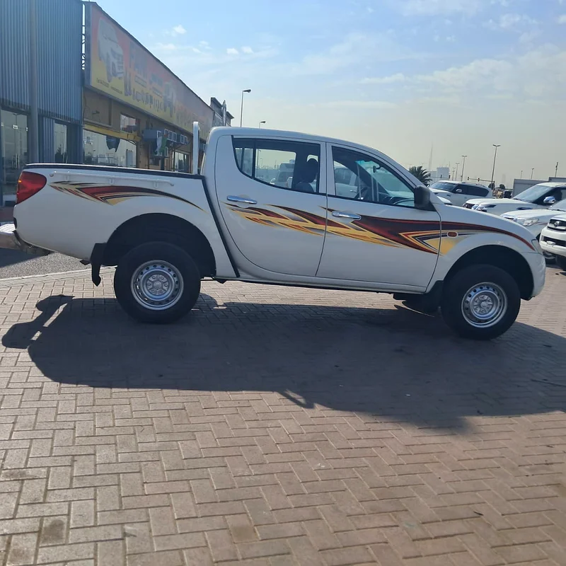 ميتسوبيشي L200 2009 ديزل 4x4 كابينة مزدوجة63153228142210112