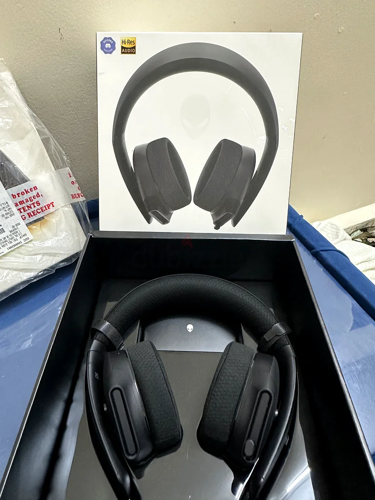 Alienware 310H Wired Gaming Headset – 7.1 Surround Sound, Lightweight Design, 16pcs brand new!63166176825985114