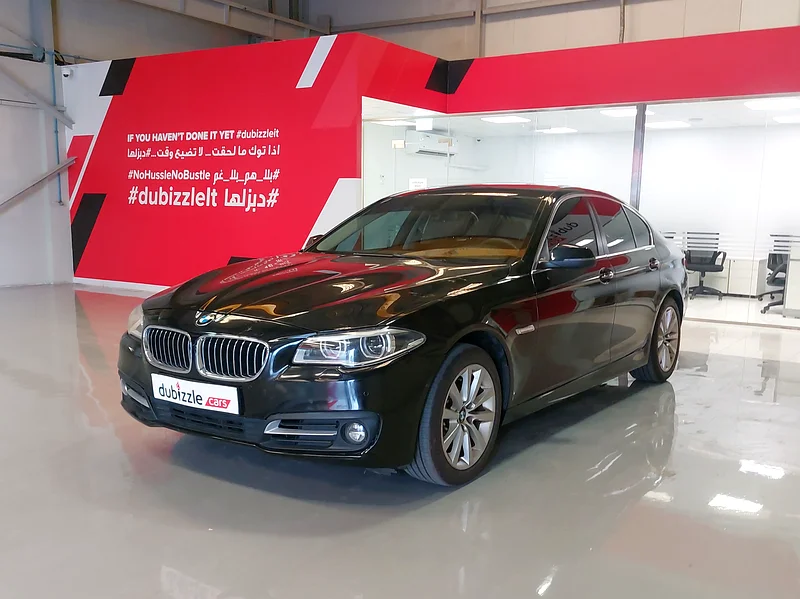 1690 درهم شهريًا | BMW سلسلة 5 528i من عام 2015 | مواصفات دول مجلس التعاون الخليجي | المرجع #32539463138278031745112