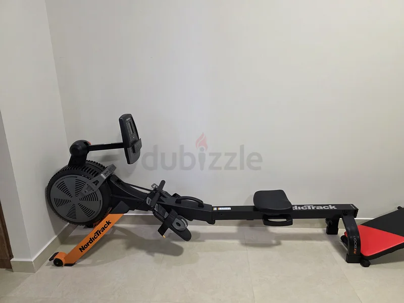 حقق أهدافك في اللياقة البدنية مع جهاز التجديف نوردتراك! - وكأنه جديد!632431946853141120