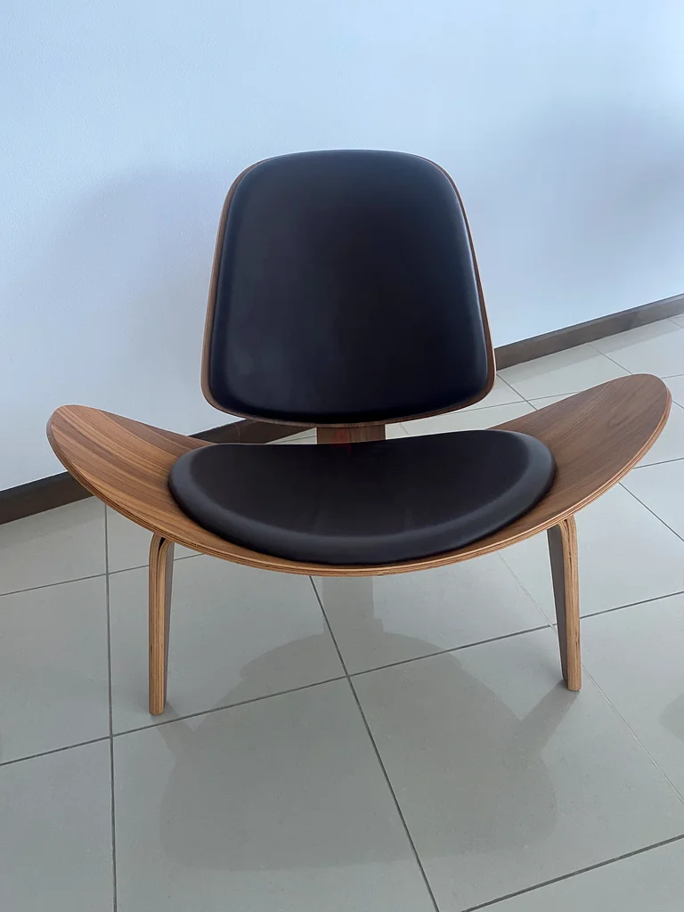 Wooden chair63218815876867113