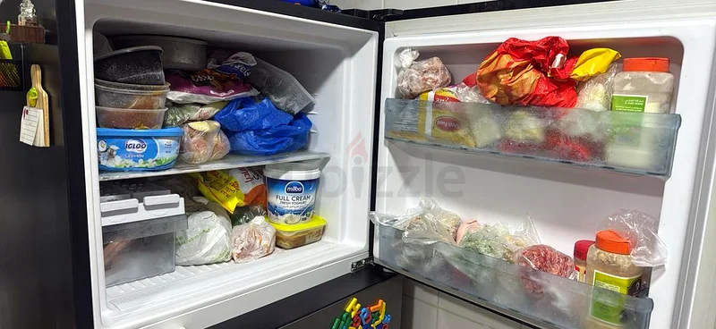 Hitachi 500L Gross, Net 366L, 2 Doors Top Mount Refrigerator, 8 Year compressor Warranty remaining63168997526145112