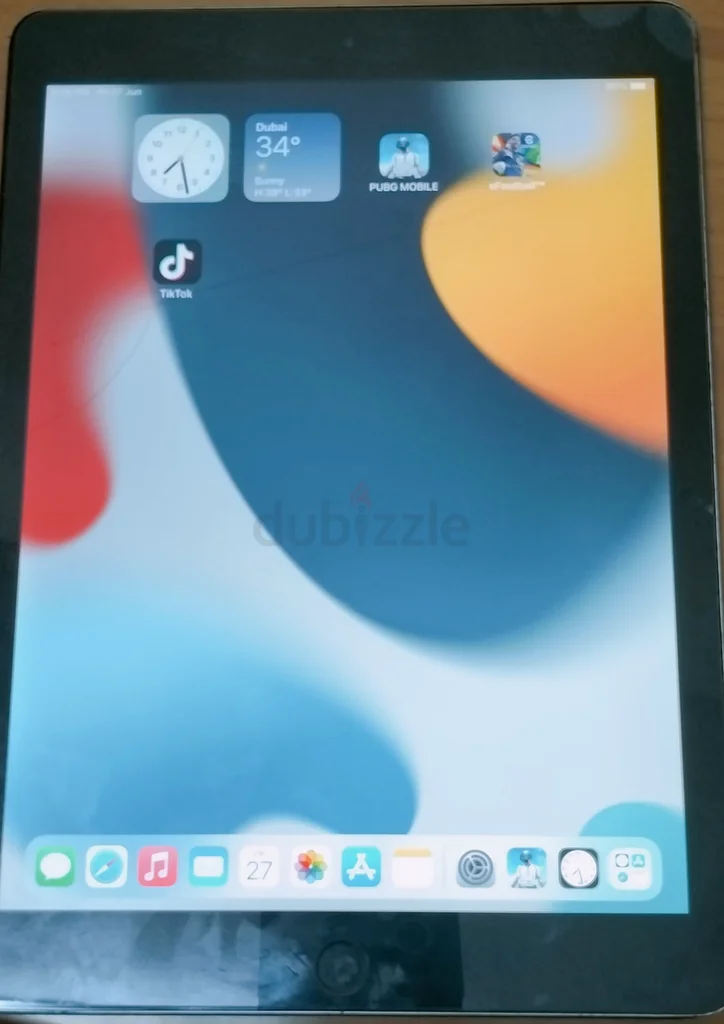 Apple iPad air 2 wifi - 128GB Storage, Perfect for Gaming and More!63183724948865112