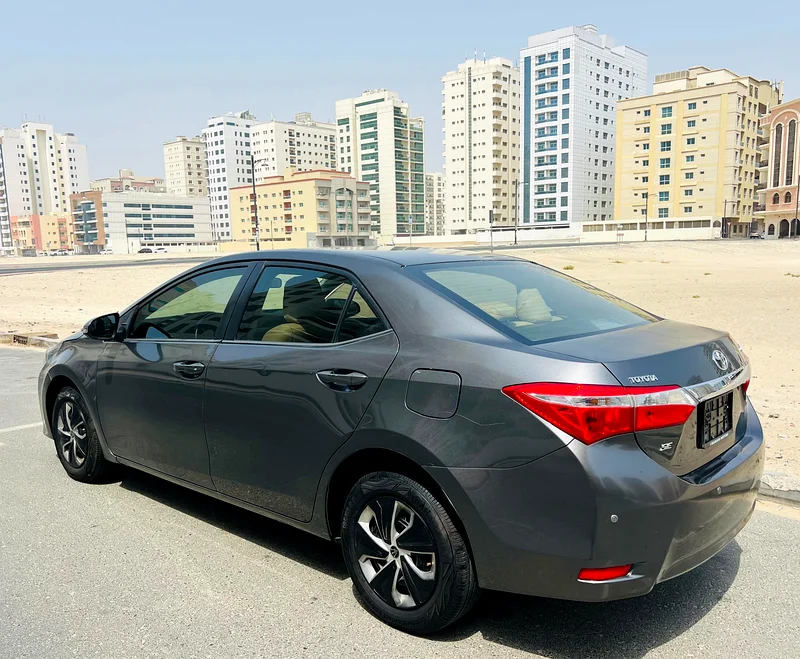 تويوتا كورولا 1.6 SE | المواصفات القياسية للخليج | 2015 | حالة ممتازة | 24,900 درهم إماراتي62931648717443113