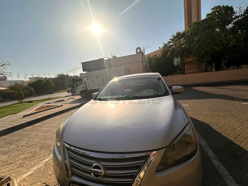 Nissan sentra63167559814273113