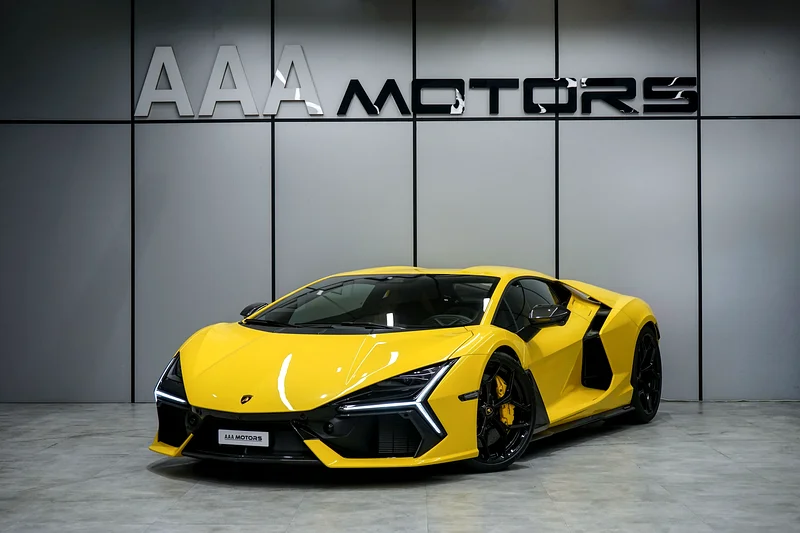 LAMBORGHINI REVUELTO GCC / 5 YEARS WARRANTY + SERVICE CONTRACT63155552599939114