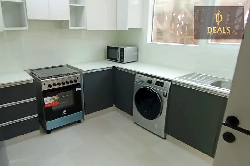 Charming Apartment| Perfect location|Freehold63249236061441114