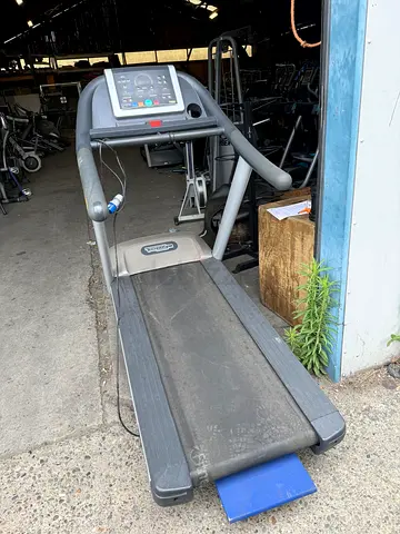 Technogym Jog LED Treadmill: Run Your Way to Fitness!