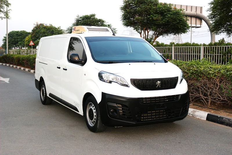 Peugeot Expert 2023 van with chiller full automatic diesel63175702048003119
