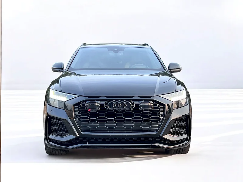 Audi R/S Q8 original paint perfect condition63157884923778111