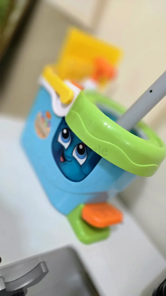 Leapfrog - Clean Sweep Mop  Basket For Kids Activity63206876496129112