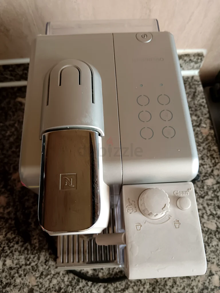 Nespresso coffee machine63251902901634111
