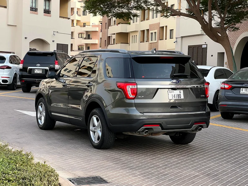 XLT 7 seaters 4x4 not negotiable للجادين السعر نهائي63149118102018113