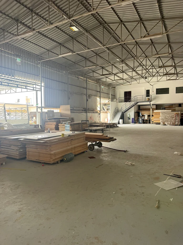 AED 15,000,000 FOR SALE OR AED 1,500,000 FOR RENT AL QUOZ 3 BEST LOCATION63272570920451112
