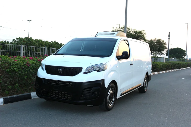 Peugeot Expert 2023 van with chiller full automatic diesel63175702048003112