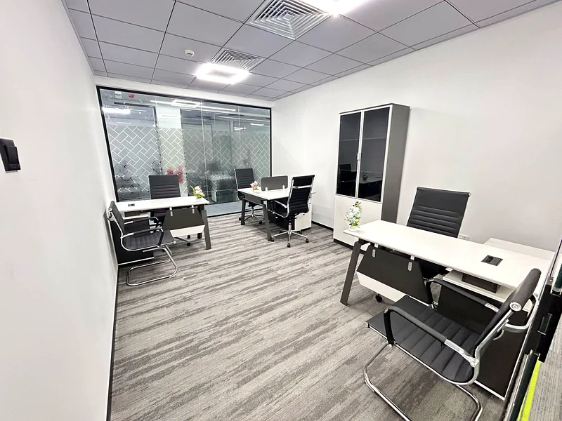| Modern Workspace Available | Premium Office Space | Move-In Ready Office | Centrally Located Office | Professional Office Suite |63165235833857112