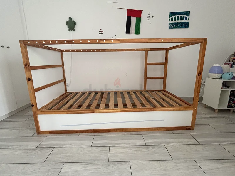Kids bed63217815255554114