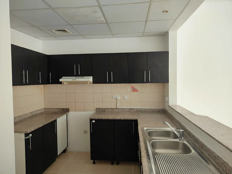 Best Price | Open View | Spacious Layout | Large Balcony 2 Bhk +Hall For Sale.62929649732354112